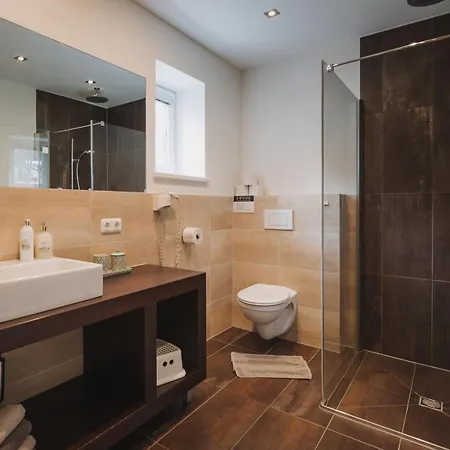 アパート Alpendomizil Zugspitze レルモース