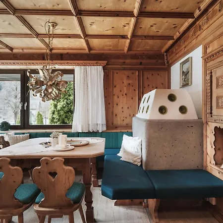 Alpendomizil Zugspitze レルモース