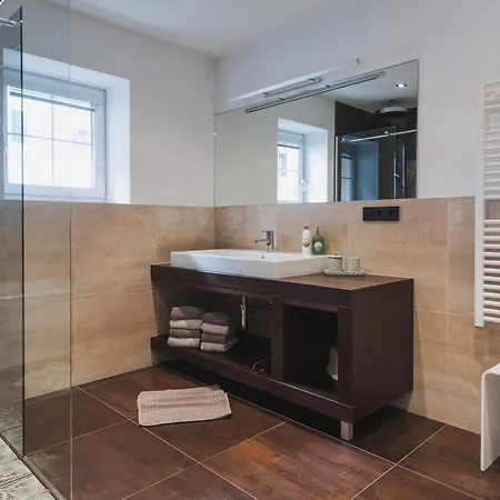 Alpendomizil Zugspitze * Lermoos