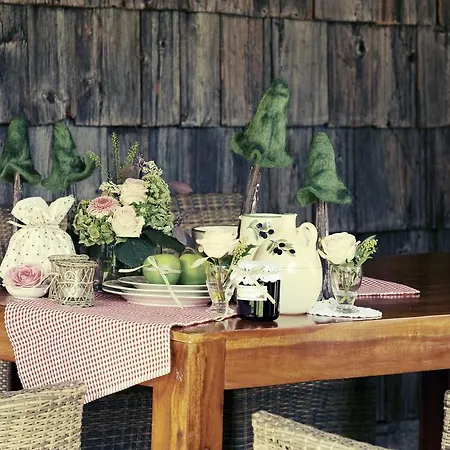 Alpendomizil Zugspitze Apartment Lermoos